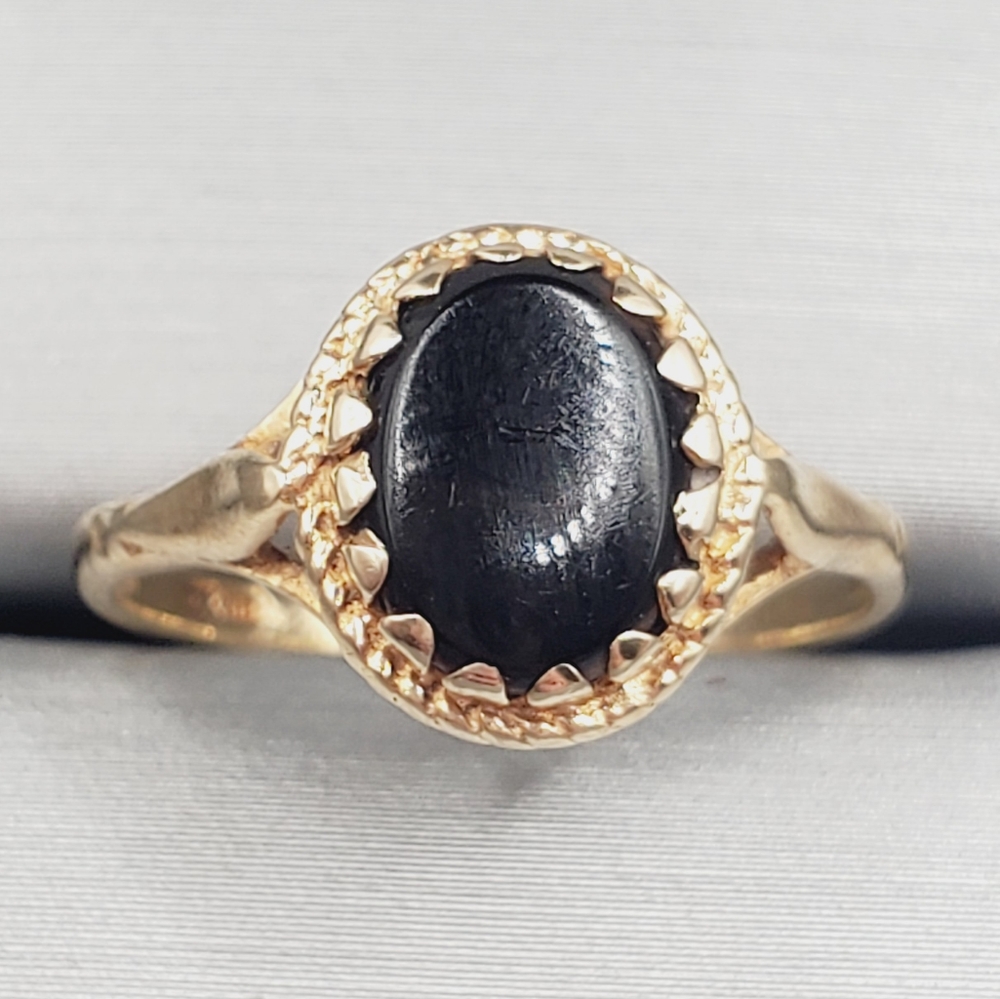 10k Solid Yellow Gold Oval Cabochon Black Onyx Vintage Pinky Ring